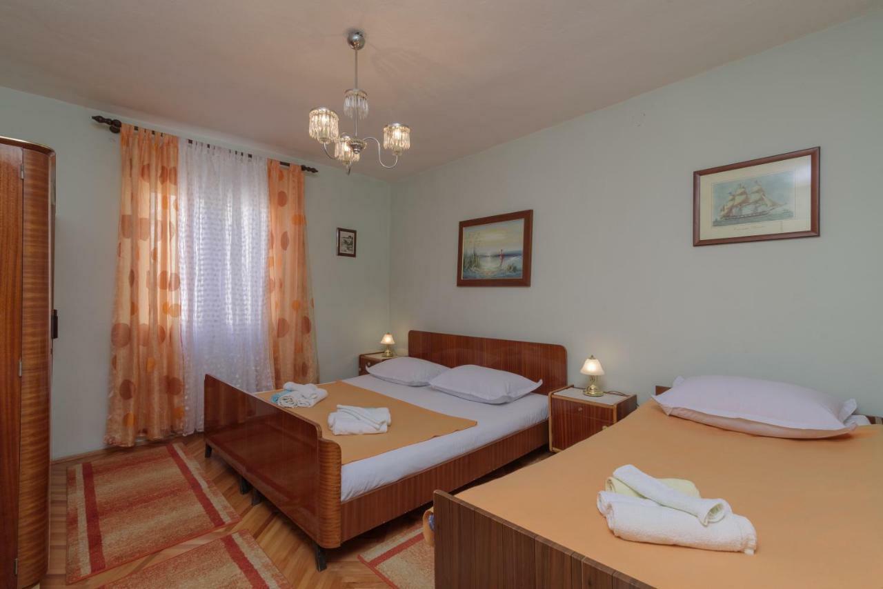 Rooms Mirjana - Centre Of Trogir Kültér fotó